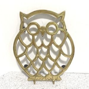 Vintage cast brass metal trivet owl shaped retro 1970's mod gold kitchen decor